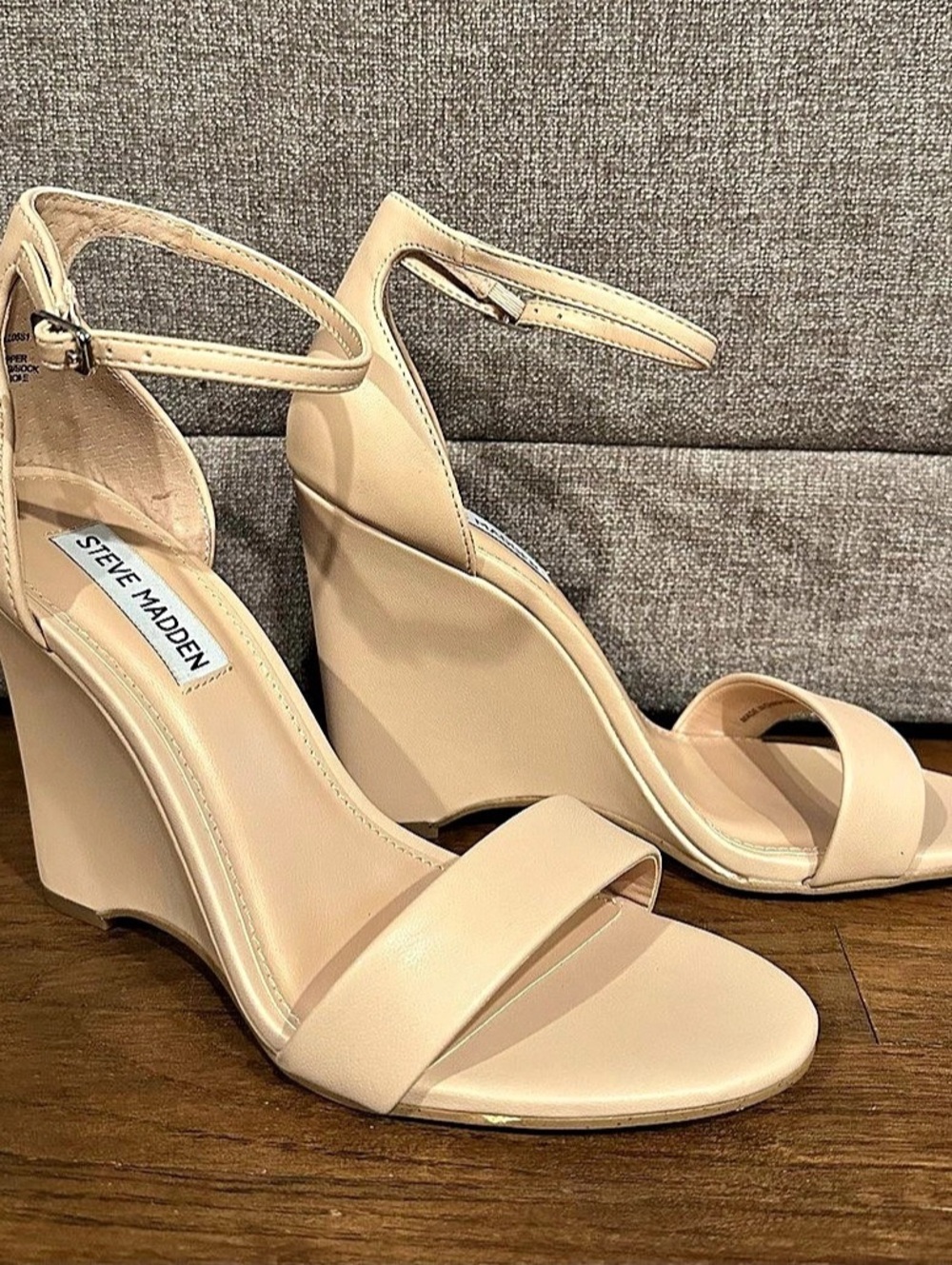 Steve Madden Mallor Wedge Sandals Tan 8.5